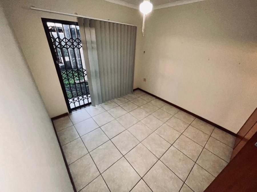 To Let 3 Bedroom Property for Rent in Beacon Bay Eastern Cape